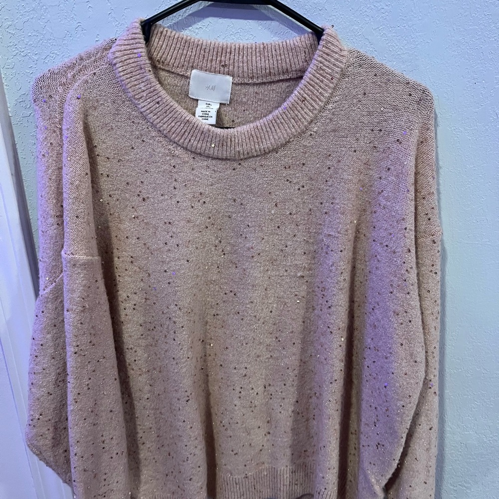 H&M Cream Crew Neck Sweater Soft Knit Casual